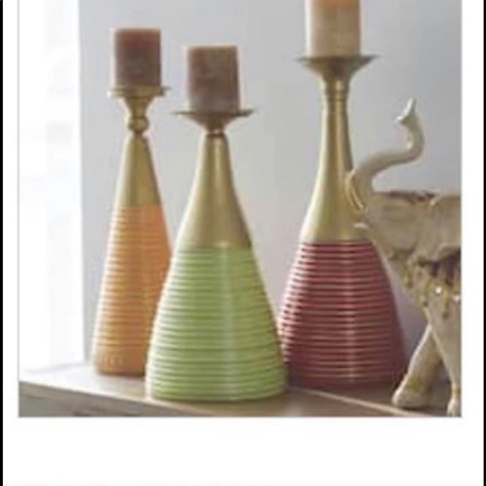 18” Red Candle Stand